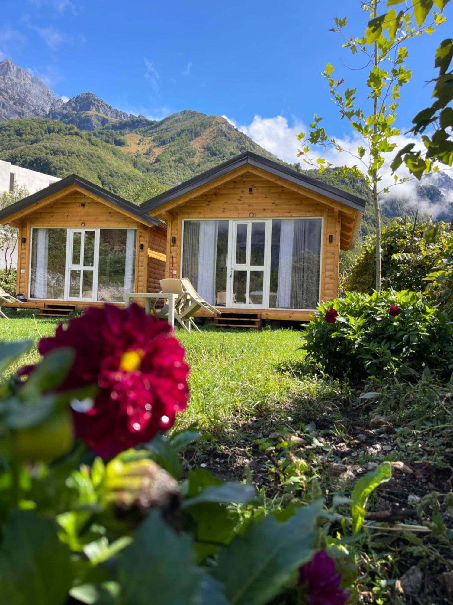 Thethi Mountain Villas Bagian luar foto